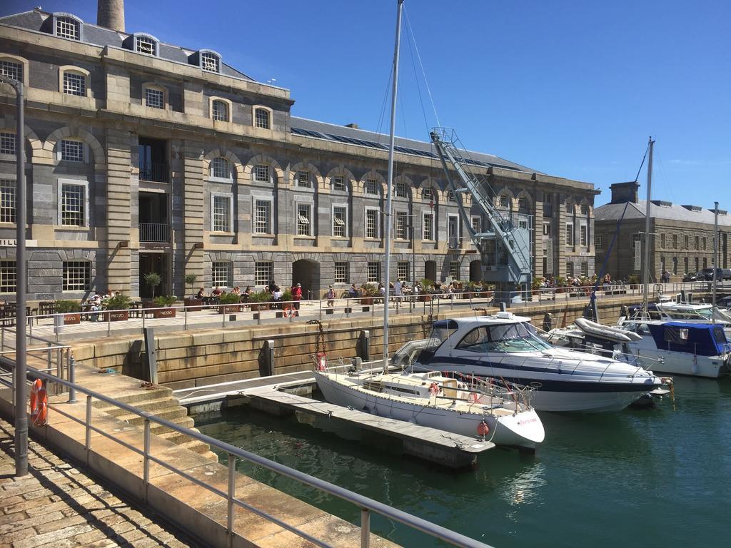 Mayflower Apartments, Royal William Yard プリマス エクステリア 写真